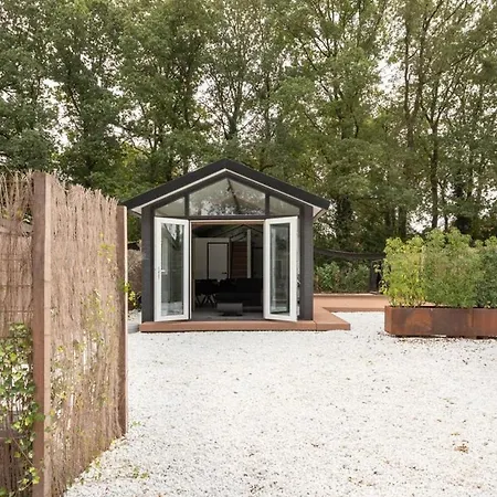 Cozy Veluwe Met Hottub Chalet Putten