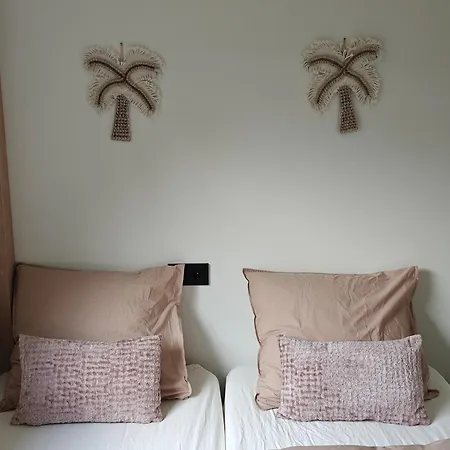 Cozy Veluwe Met Hottub Chalet Putten