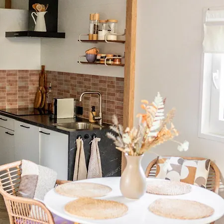 Cozy Veluwe Met Hottub Шале